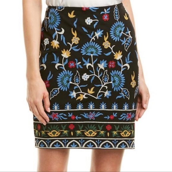 J. McLaughlin Skirts J Mclaughlin Black Floral Bainbridge